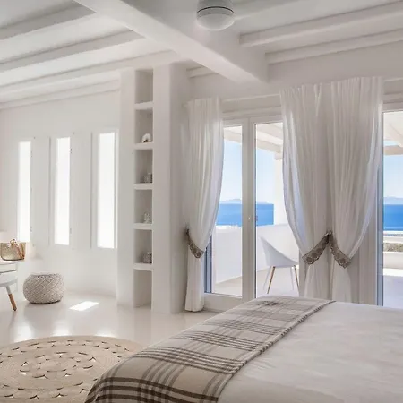 Paros Sleeps 11 Pool Air Con T714099 Villa Parikia (Paros)